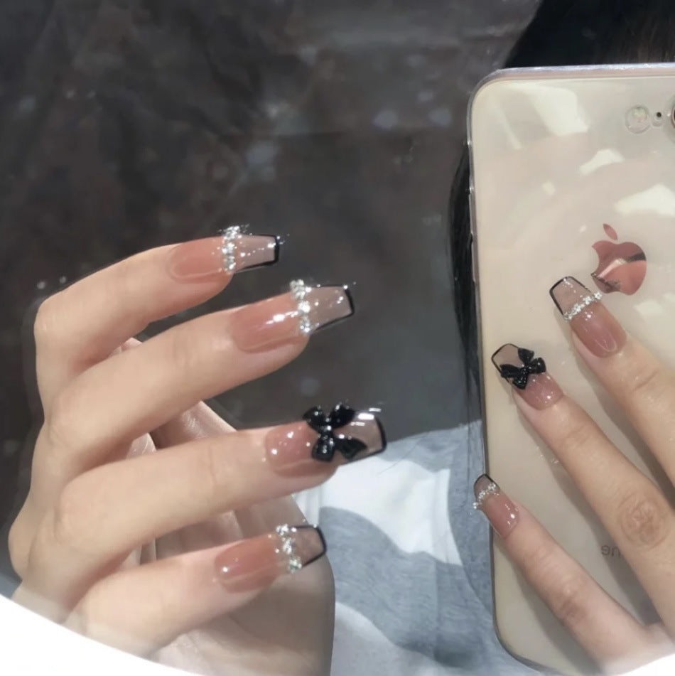 Minimalist French Wearable Nails New Versatile Daily Gradient Pure Desire Style Nail Art Brightening Handmade Detachable Nail Tips